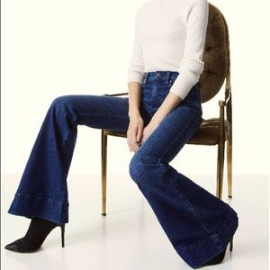 Alice + Olivia Beautiful High Rise Bell Jeans size 28